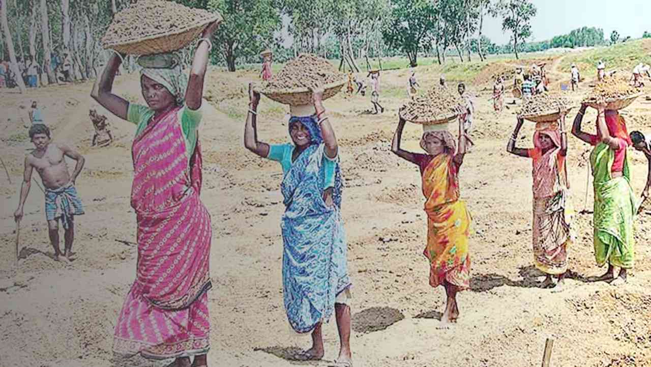 রাজ্যে একশ দিনের কাজে দুর্নীতি : কেন্দ্রের অপপ্রচার ফাঁস