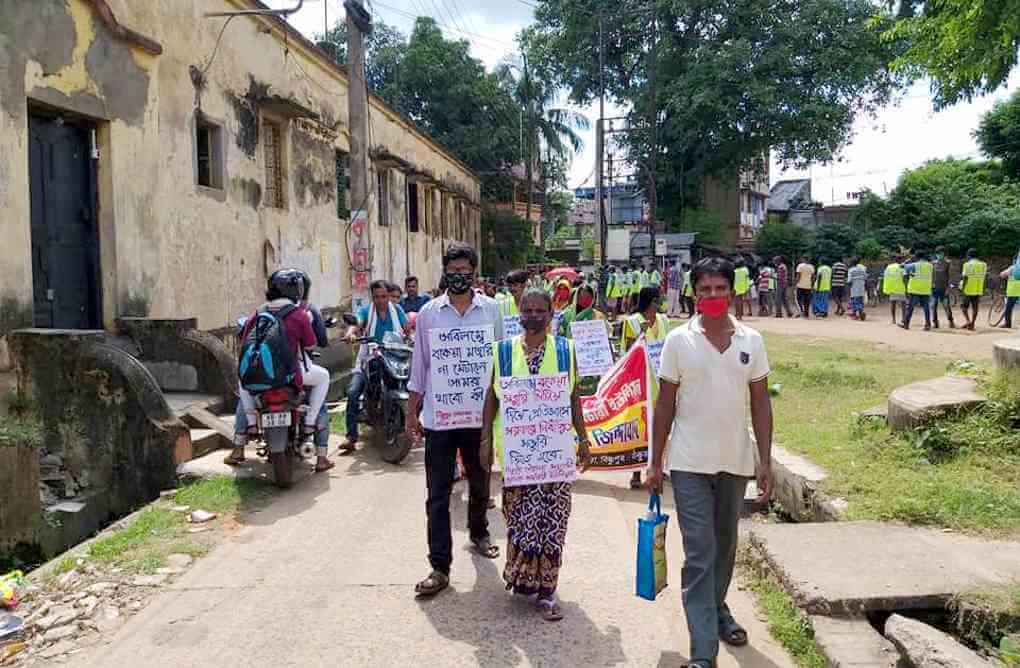 বিষ্ণুপুর পৌরসভার সাফাই কর্মচারিদের আন্দোলন : এএলসি দপ্তরে ডেপুটেশন
