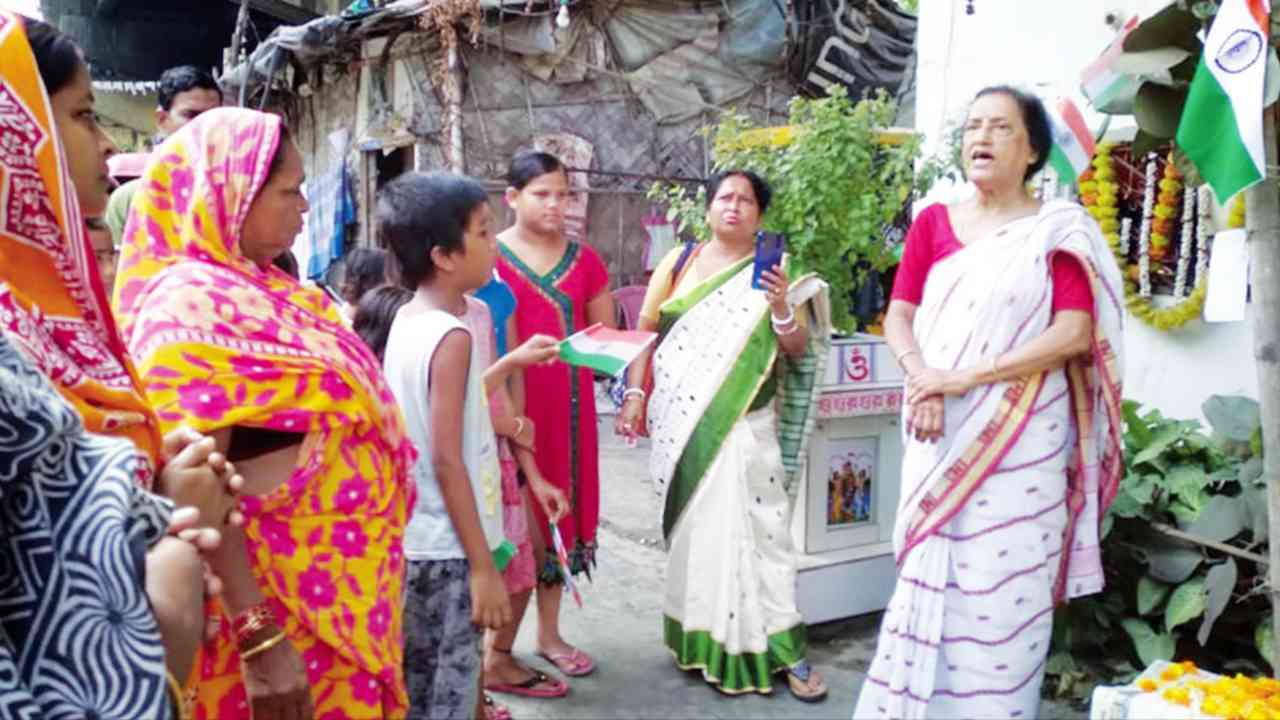 শ্রমজীবী মহিলা ও স্কীম কর্মী ঐক্যমঞ্চ’র পক্ষ থেকে স্বাধীনতা দিবস উদযাপন