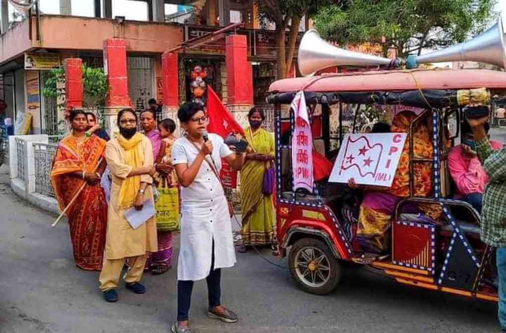 ধনিয়াখালি কেন্দ্রে প্রার্থী সজল দে-র সমর্থনে মহিলা সমিতির প্রচার