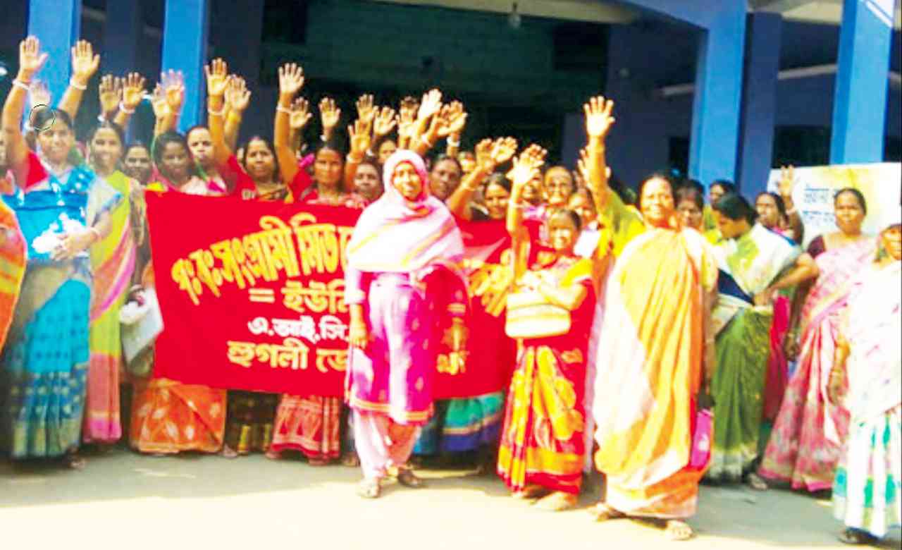 হুগলি জেলায় রন্ধনকর্মীদের ডেপুটেশন
