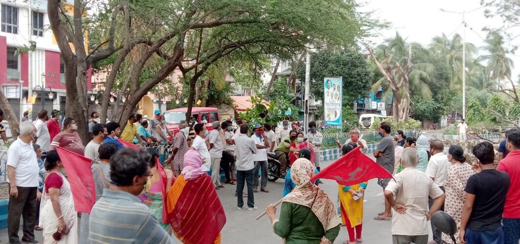 কলকাতার ৯২ ওয়ার্ডের বামপন্থী কাউন্সিলারের ওপর হামলার প্রতিবাদ