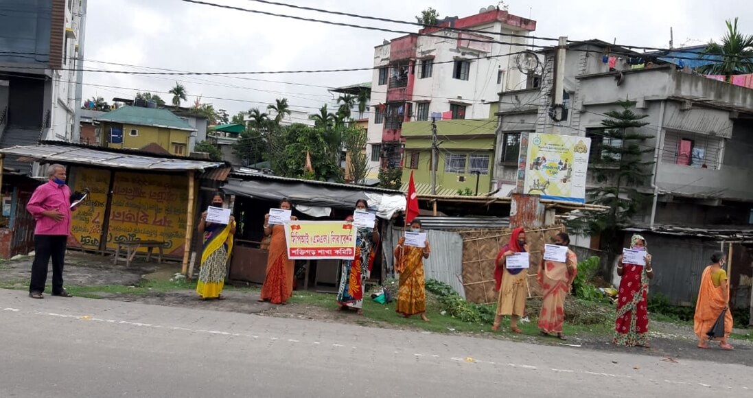 আমফানকে জাতীয় বিপর্যয় ঘোষণার দাবি