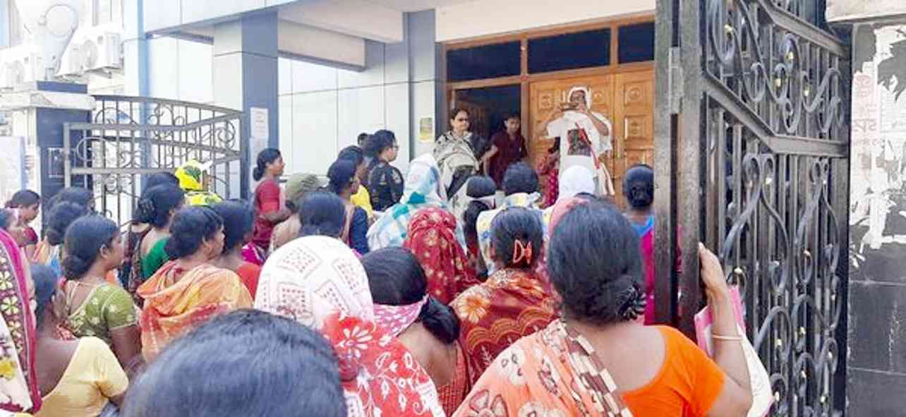 বিজেপি’র দাঙ্গার রাজনীতির বিরুদ্ধে মহিলা সমিতির সম্প্রীতি যাত্রা
