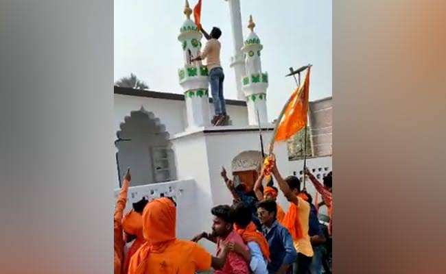 रामनवमी को मुस्लिम विरोधी हिंसा का मंच बनाना शर्मनाक