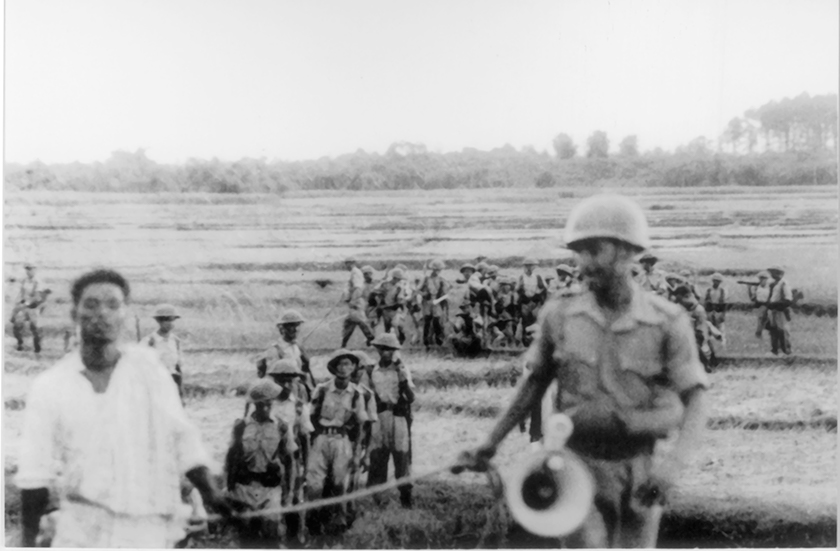 Police raid at Naxalbari, 1967